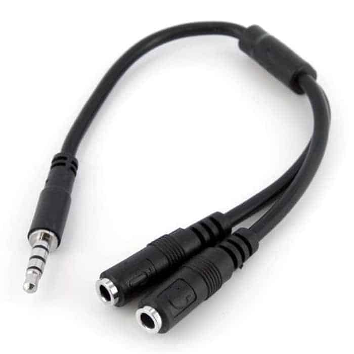 StarTech.com Headphone Splitter TTRS 3.5mm Hack Male to 2x 3.5mm Female Audio+Microphone